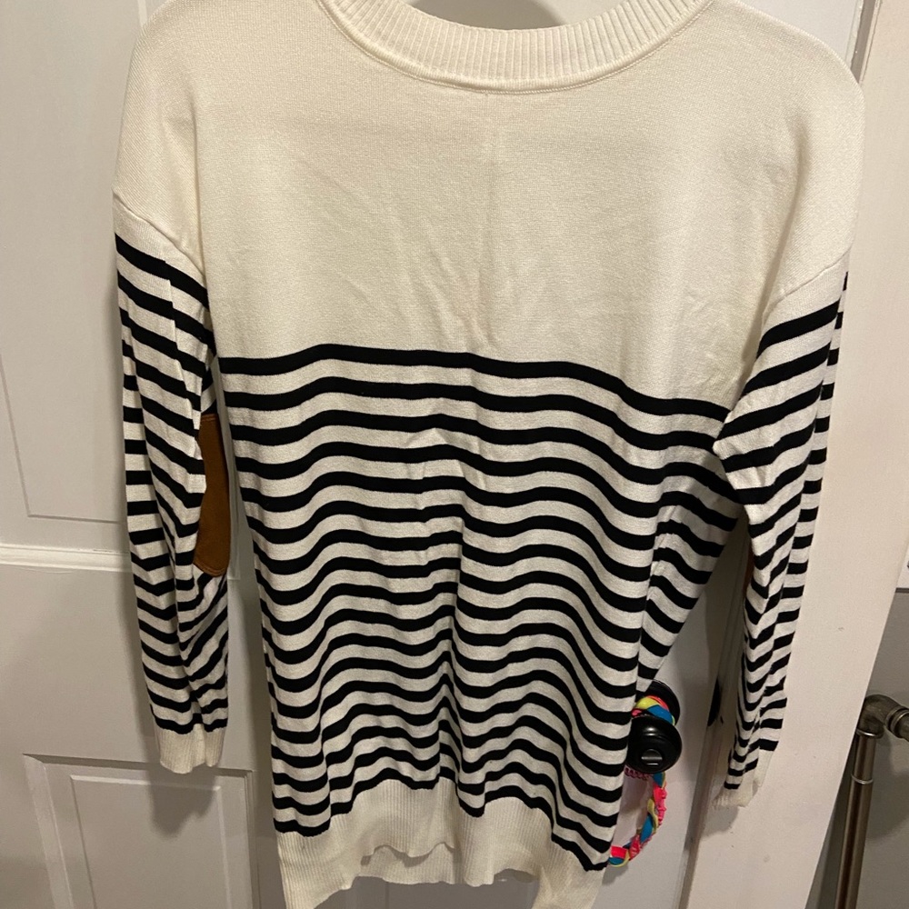 New with tags pink blush maternity sweater